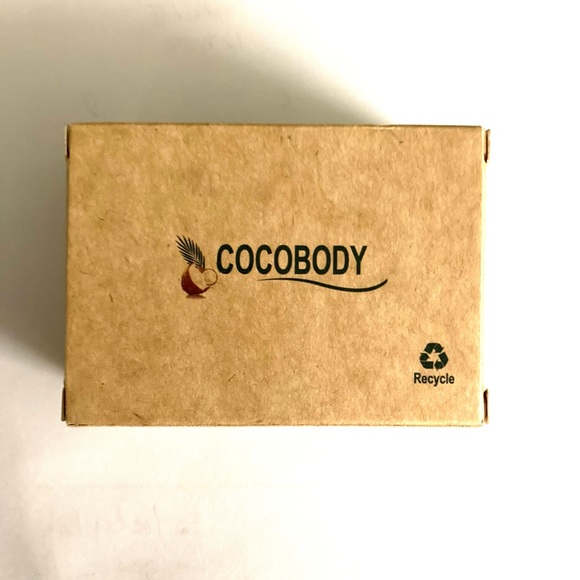 Soap Bar made with Extra Virgin Coconut Oil and Noni - Picture 2 of 6